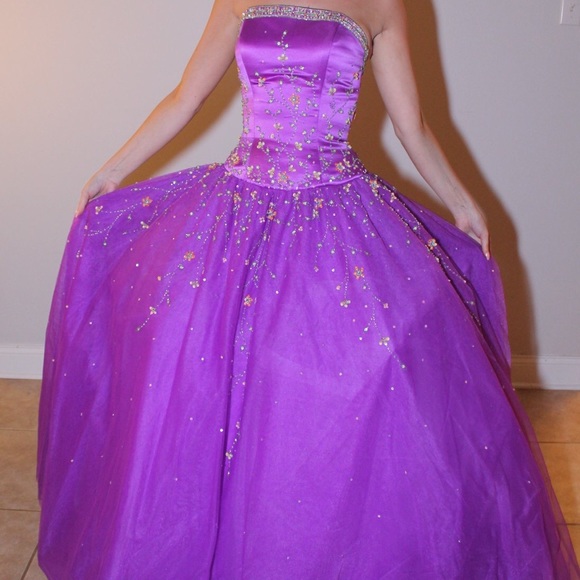 Formal - Picture 7 of 7